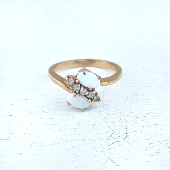 DAC White Stone and CZ Gold Ring (VTG) - Picture 4 of 9